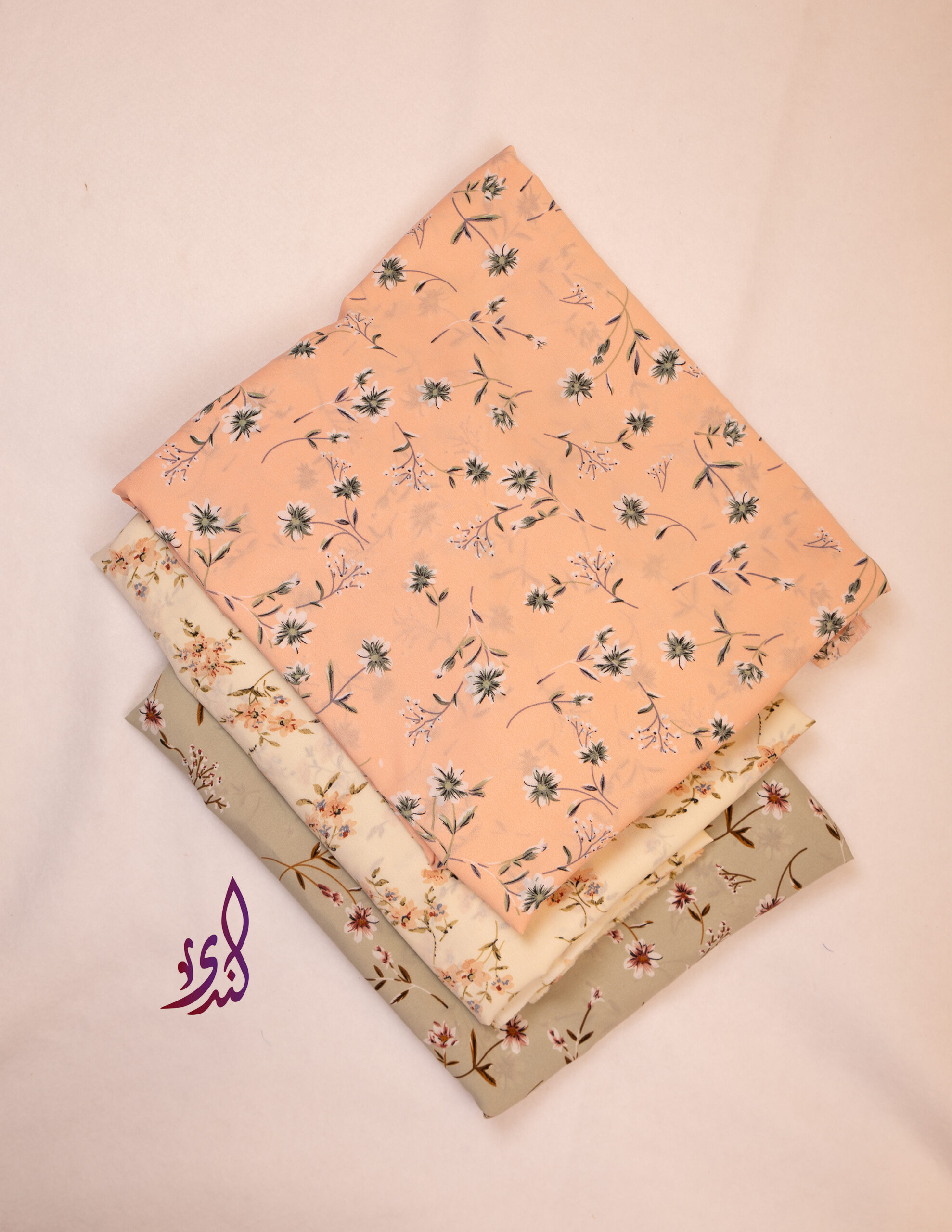 اقمشة أخرى – الندى للأزياء