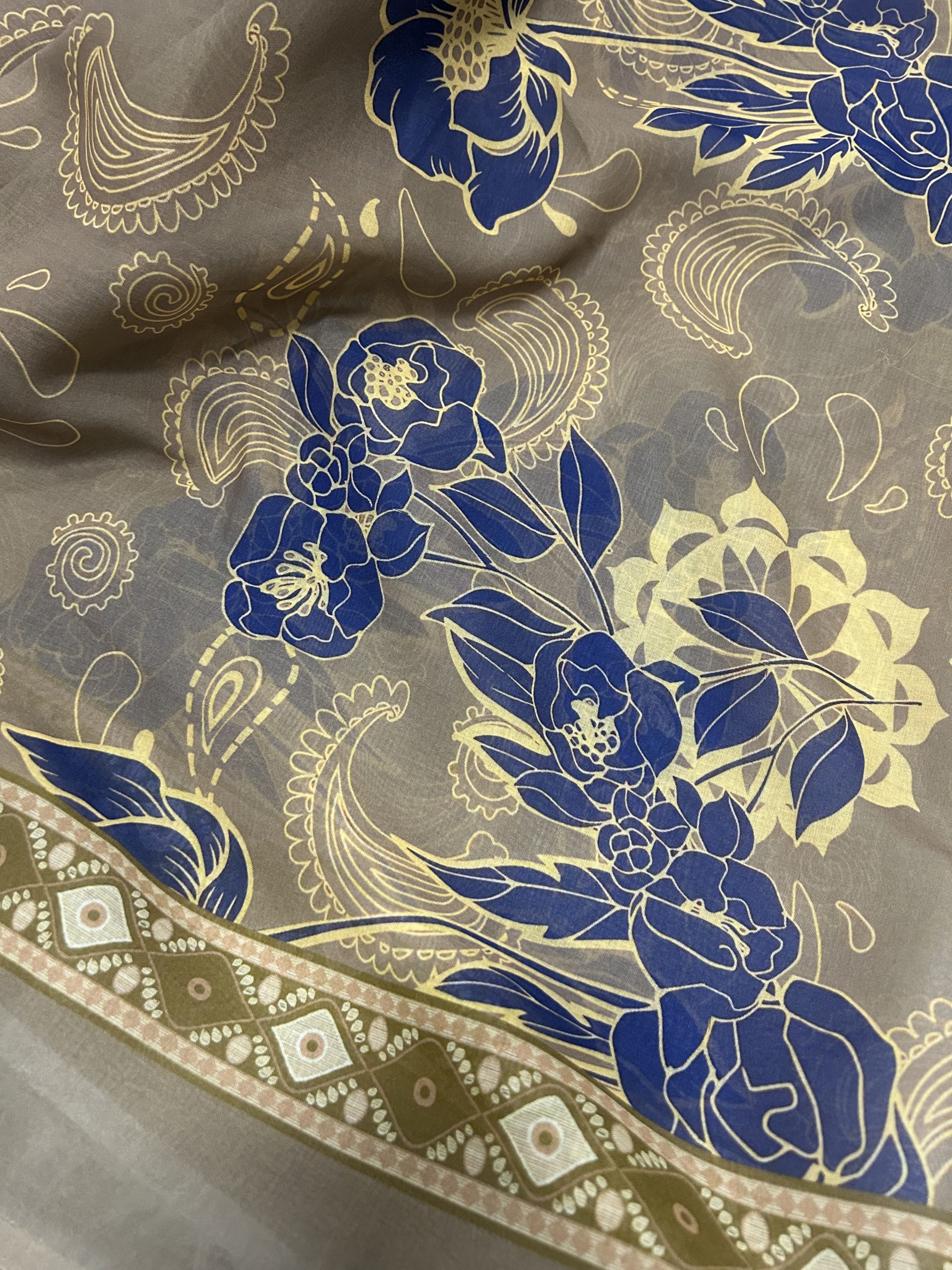 ويل صنفه مع لحاف